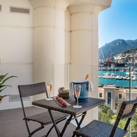 살레르노 Crescent Moon B&B 외부 사진