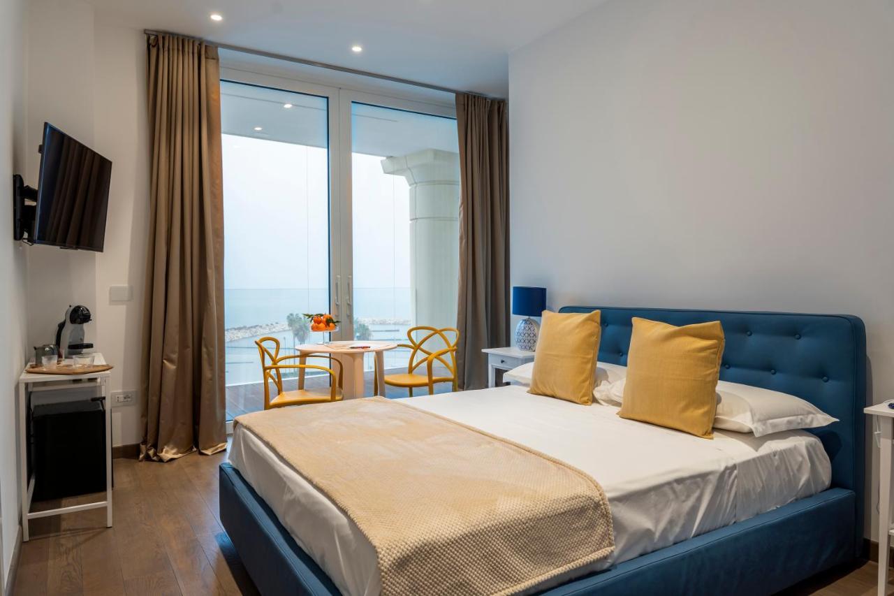살레르노 Crescent Moon B&B 외부 사진